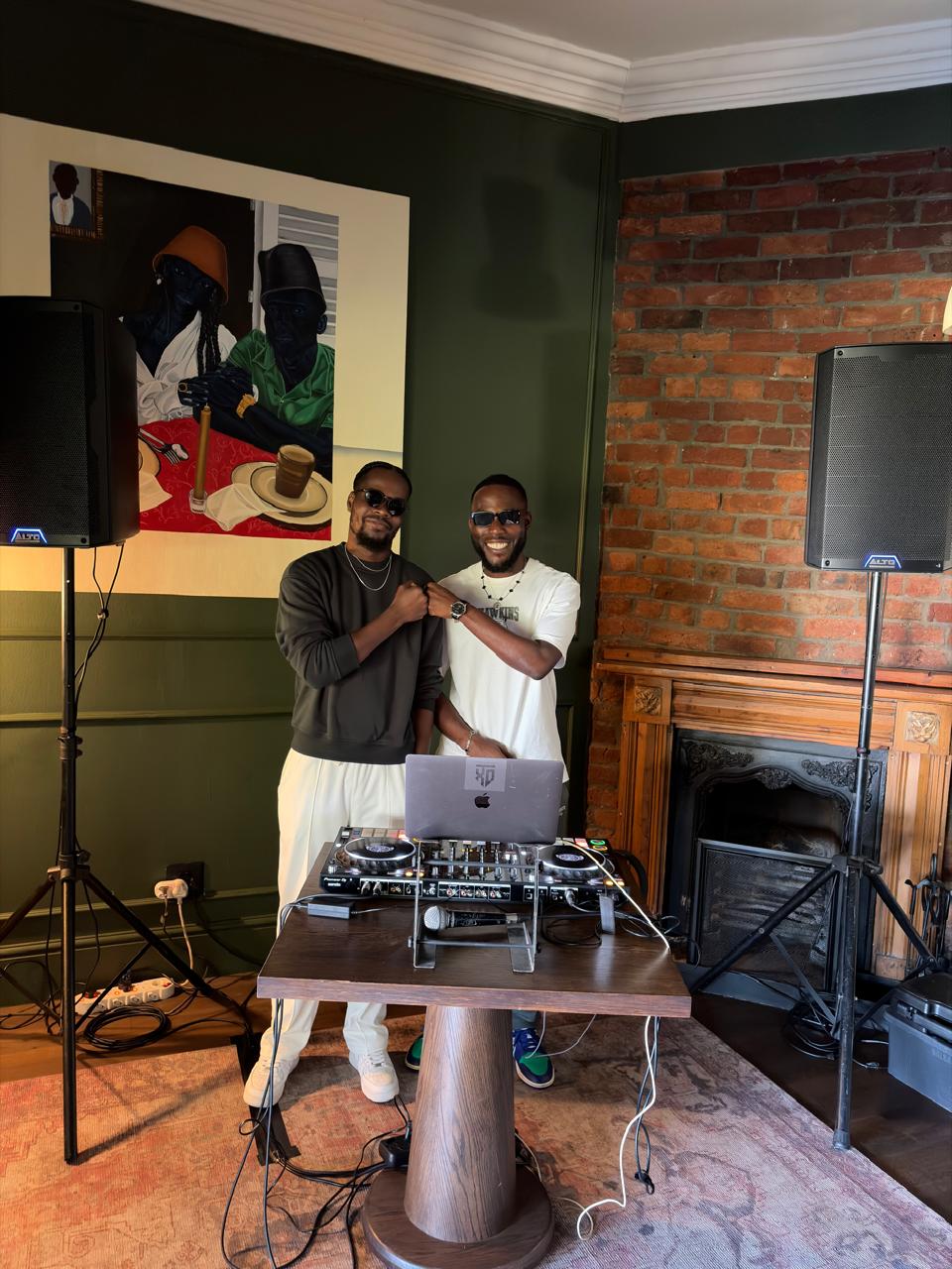 plug and play dj service